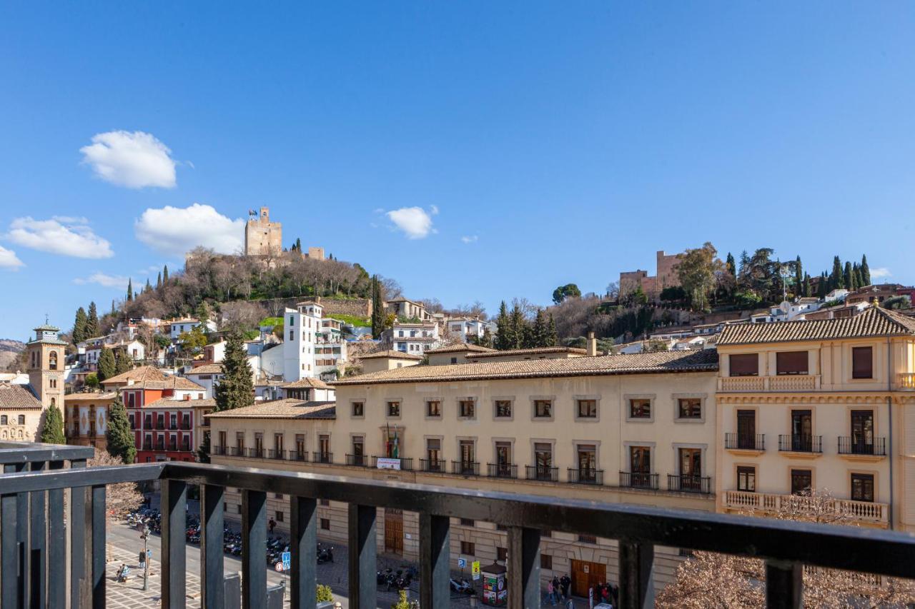 Hotel Macia Plaza Granada Exterior photo