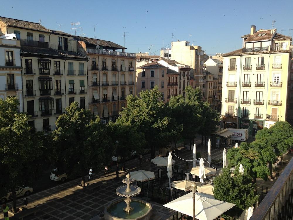 Hotel Macia Plaza Granada Exterior photo